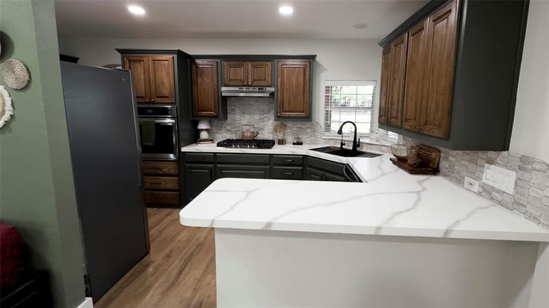 1016 W Collins Street, Denton TX 76201 - Photo 2