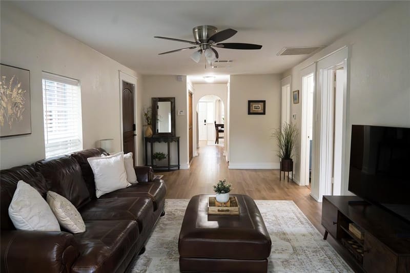 1016 W Collins Street, Denton TX 76201 - Photo 3