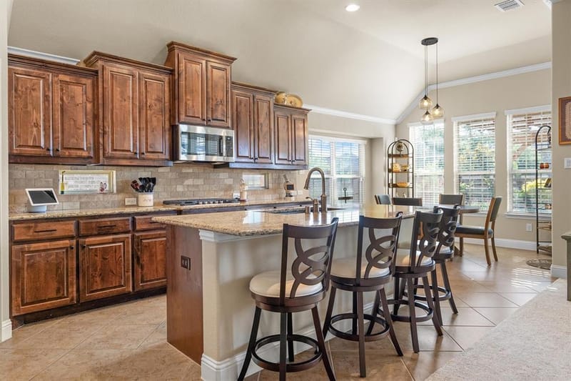 604 Satinwood Lane, Euless TX 76039 - Photo 13