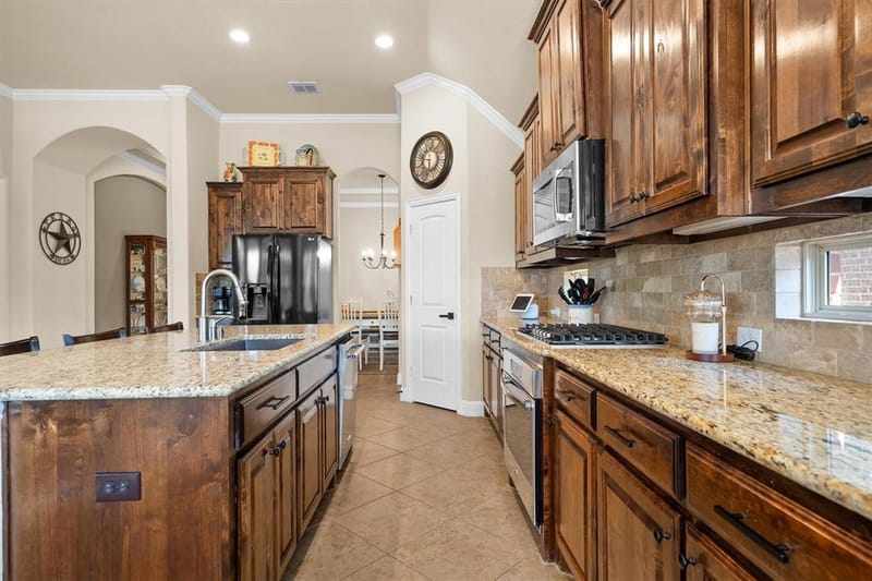 604 Satinwood Lane, Euless TX 76039 - Photo 16