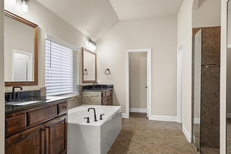 604 Satinwood Lane, Euless TX 76039 - Photo 26