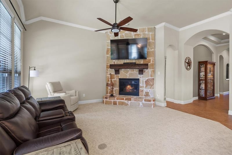 604 Satinwood Lane, Euless TX 76039 - Photo 10