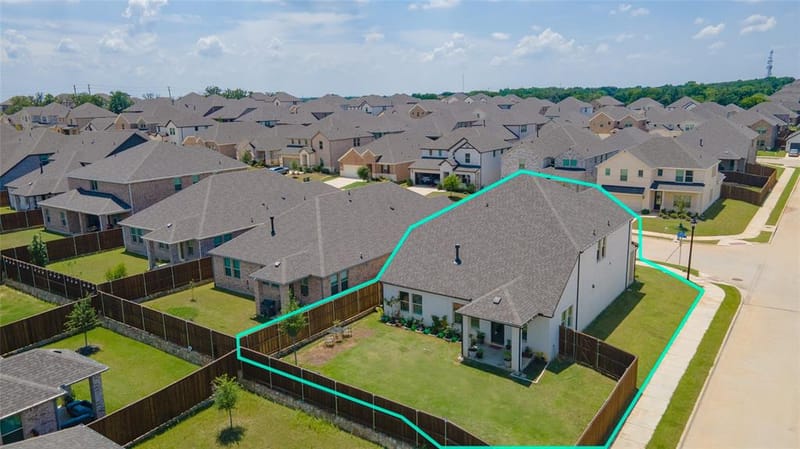 2424 Yosemite Way, Corinth TX 76210 - Photo 19