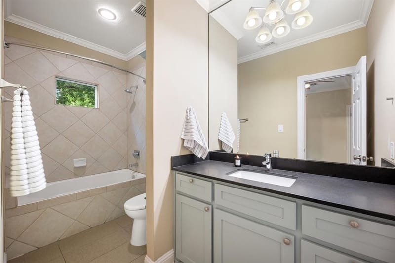 1119 N Winnetka Avenue, Dallas TX 75208 - Photo 30