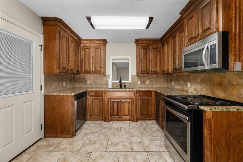 709 Robards Street, Shreveport LA 71105 - Photo 11