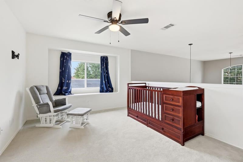 1703 Wolf Creek Drive, Arlington TX 76018 - Photo 14