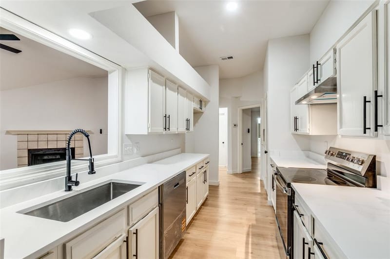 10316 Ridge Oak Street, Dallas TX 75227 - Photo 6