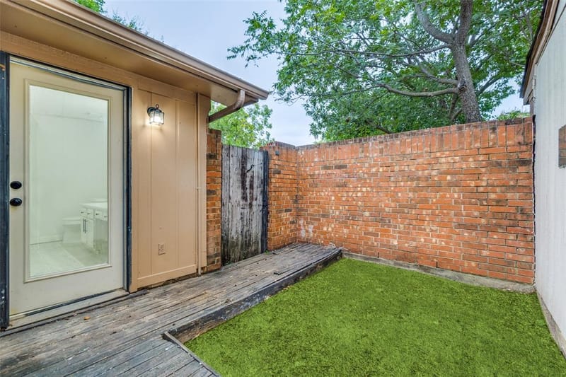 10316 Ridge Oak Street, Dallas TX 75227 - Photo 12