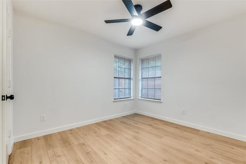 10316 Ridge Oak Street, Dallas TX 75227 - Photo 10