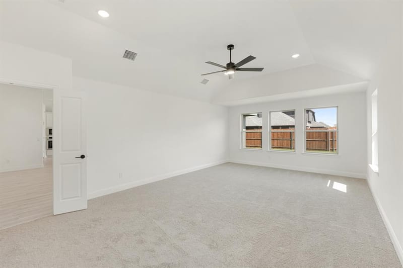1113 Hackberry Lane, Crowley TX 76036 - Photo 20