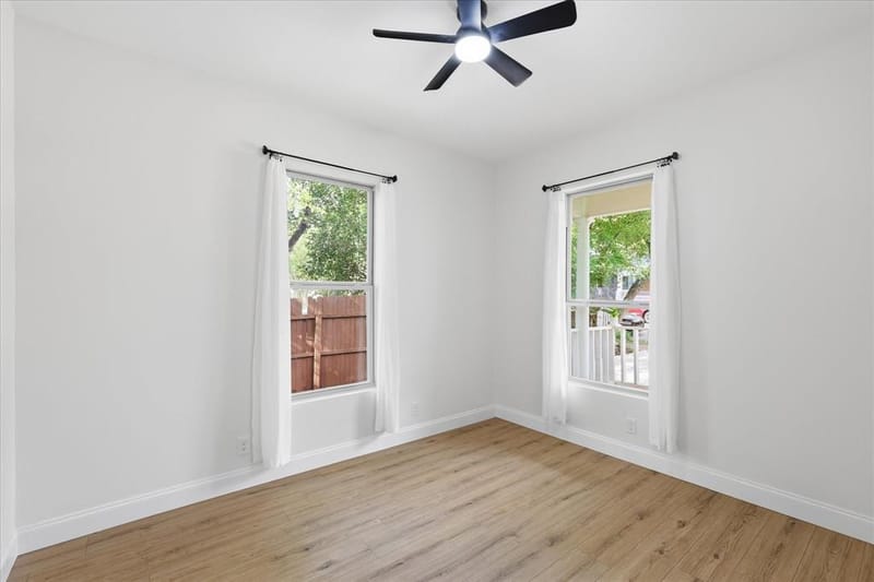 1910 Ramsey Avenue, Dallas TX 75216 - Photo 11