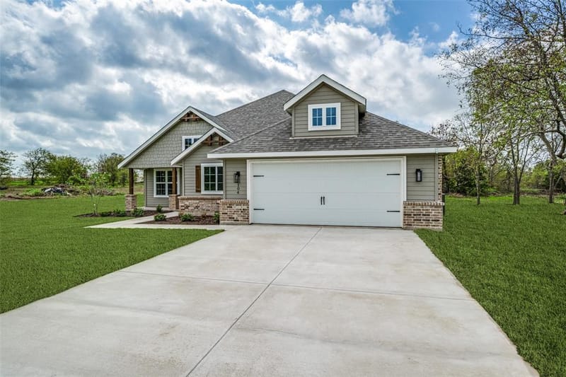 104 Ranchview, Valley View TX 76272 - Photo 3