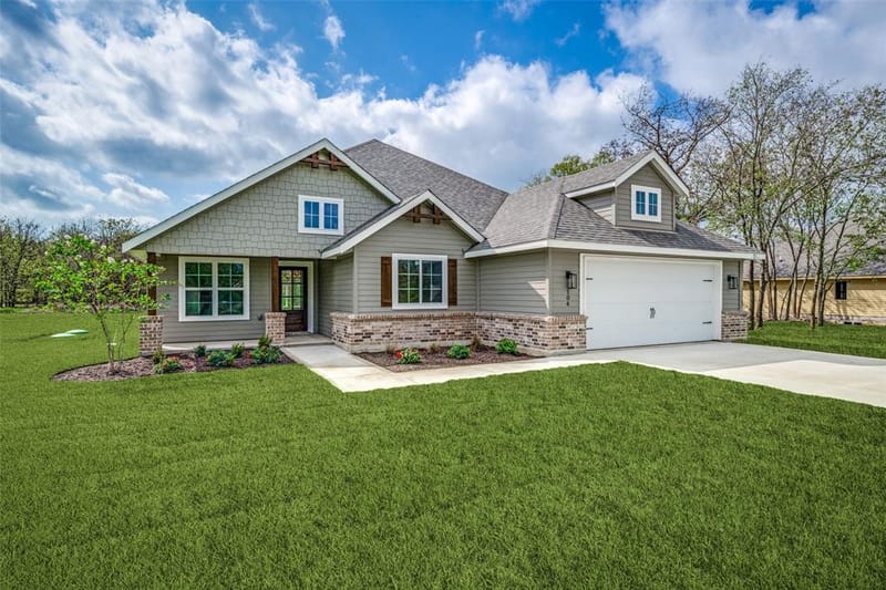 104 Ranchview, Valley View TX 76272
