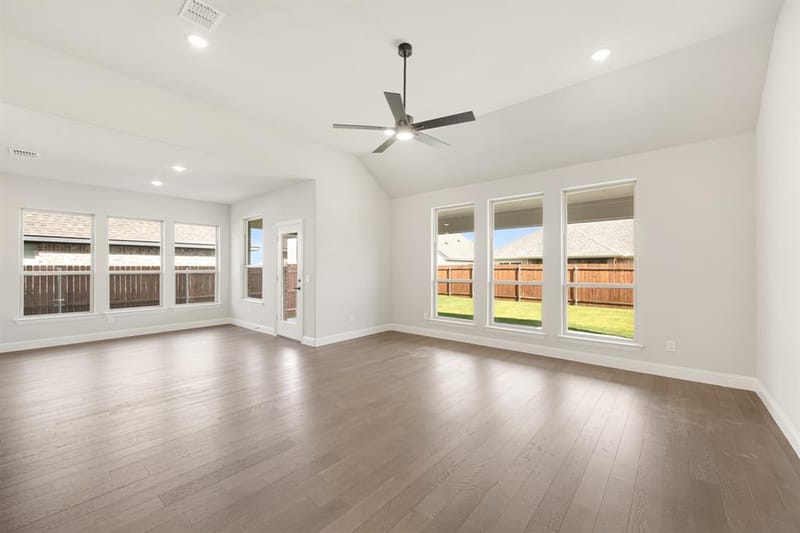 1121 Hackberry Lane, Crowley TX 76036 - Photo 19
