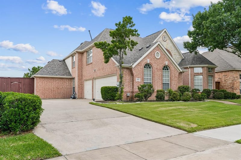 1649 Mcgee Lane, Carrollton TX 75010 - Photo 2