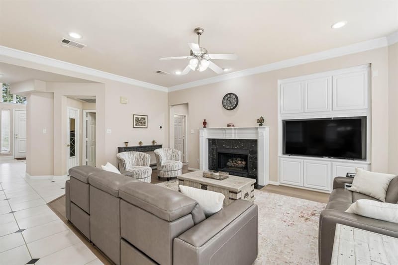 1649 Mcgee Lane, Carrollton TX 75010 - Photo 12
