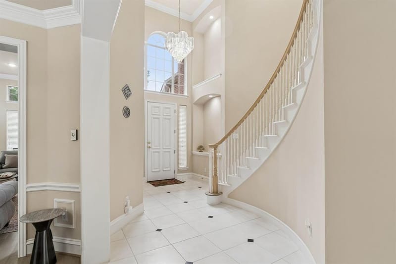 1649 Mcgee Lane, Carrollton TX 75010 - Photo 3