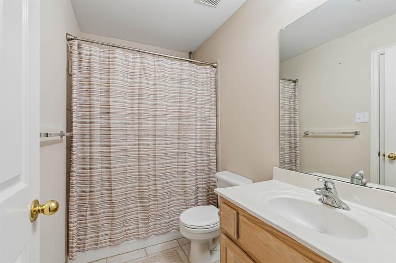 1649 Mcgee Lane, Carrollton TX 75010 - Photo 28