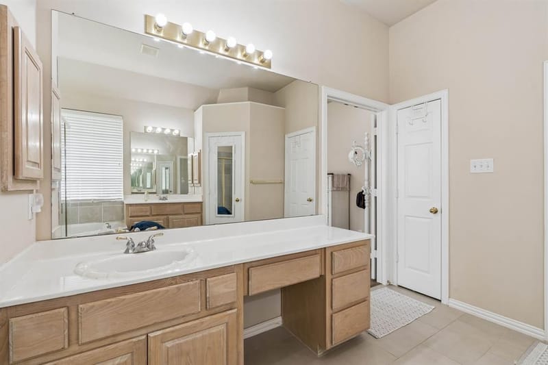 1649 Mcgee Lane, Carrollton TX 75010 - Photo 20