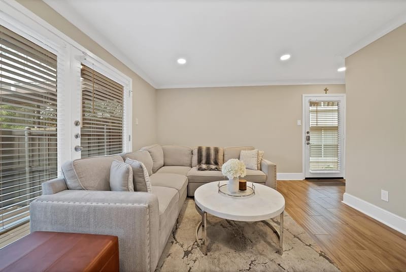 5904 Sandhurst Lane # 145, Dallas TX 75206 - Photo 9