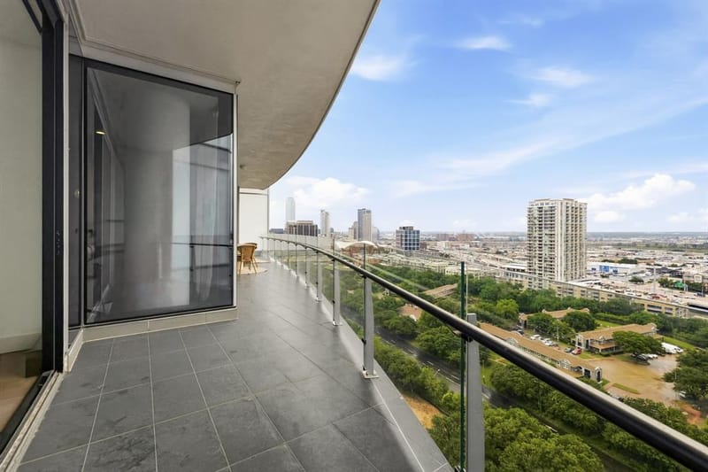 3130 N Harwood Street # 1702, Dallas TX 75201 - Photo 21