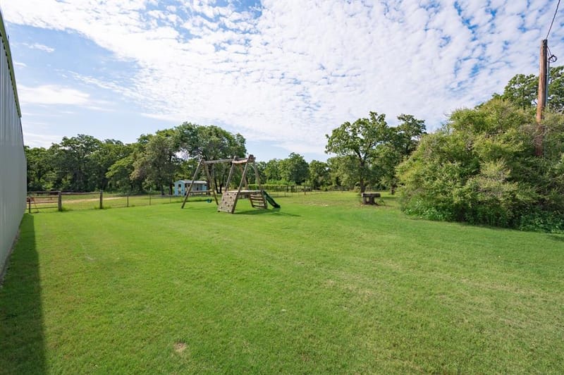 923 Natty Flat Road, Lipan TX 76462 - Photo 28