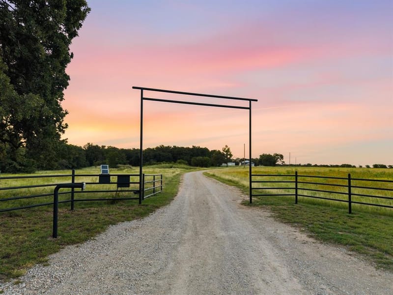 923 Natty Flat Road, Lipan TX 76462 - Photo 4