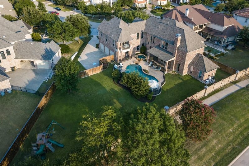 33 Lochleven, Richardson TX 75082 - Photo 3