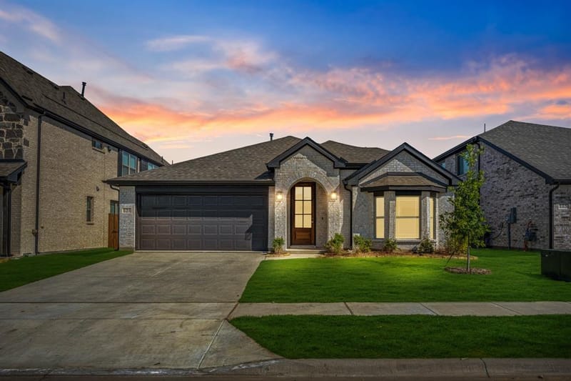 121 Winterwood Drive, Lavon TX 75166 - Photo 2
