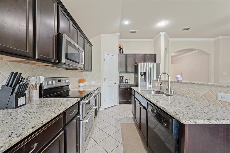 8221 Black Hills Trail, Aubrey TX 76227 - Photo 4
