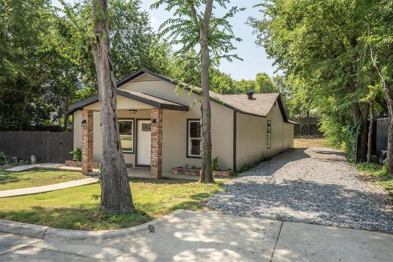 112 Inman Street, Denton TX 76205 - Photo 12