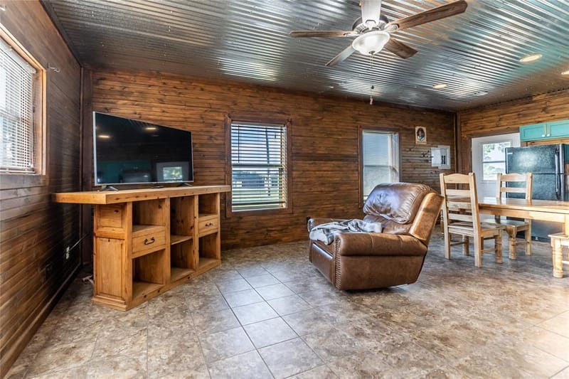 14010 Fm 3025, Stephenville TX 76401 - Photo 19