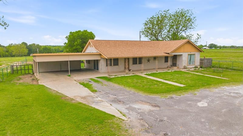7450 E Highway 6 # 3, De Leon TX 76444 - Photo 2