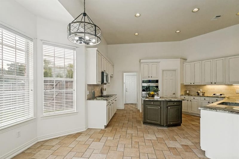 9499 Blackthorn Trail, Frisco TX 75033 - Photo 17