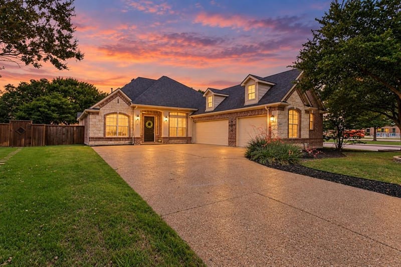 9499 Blackthorn Trail, Frisco TX 75033