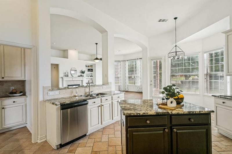9499 Blackthorn Trail, Frisco TX 75033 - Photo 20