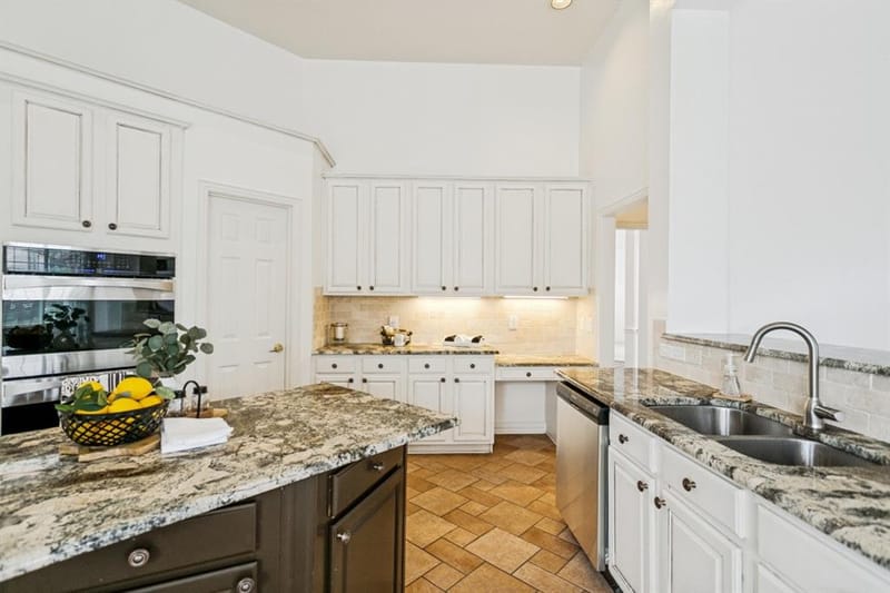 9499 Blackthorn Trail, Frisco TX 75033 - Photo 24