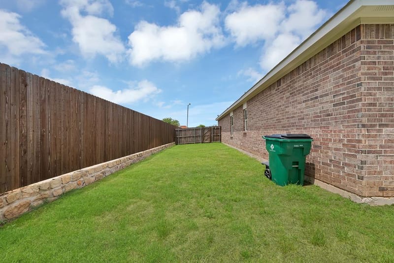 19 Cherryridge Drive, Edgecliff Village TX 76134 - Photo 28