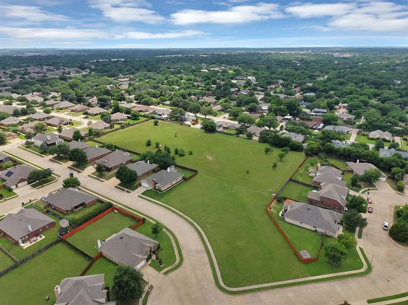 19 Cherryridge Drive, Edgecliff Village TX 76134 - Photo 35