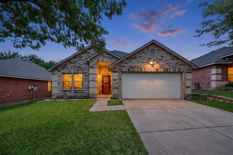 3209 Clydesdale Drive, Denton TX 76210 - Photo 2