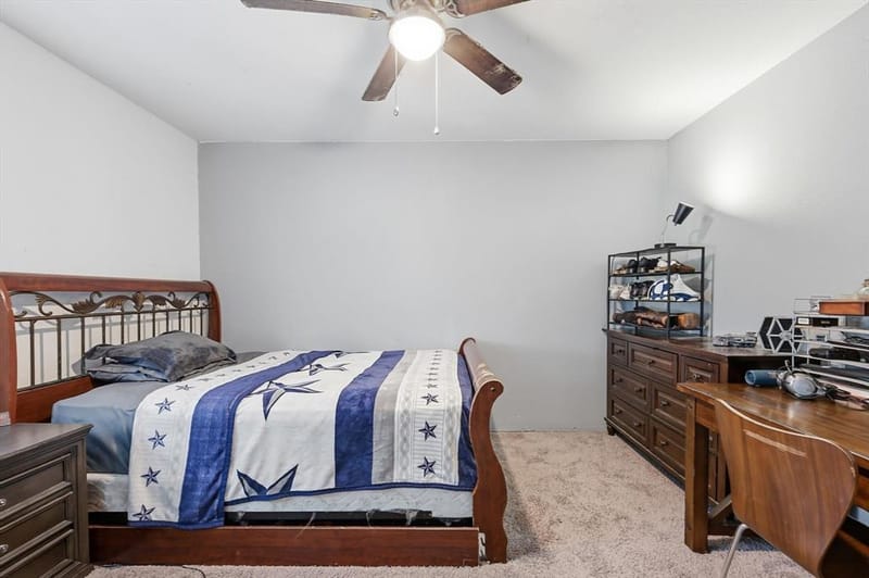 2518 Gladstone Drive, Dallas TX 75211 - Photo 13