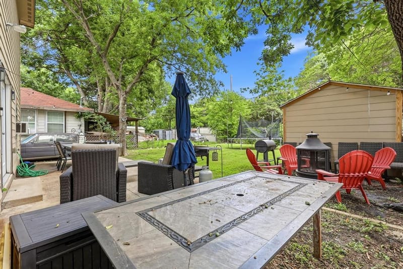 2518 Gladstone Drive, Dallas TX 75211 - Photo 36