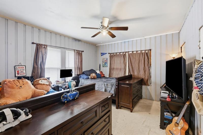 2518 Gladstone Drive, Dallas TX 75211 - Photo 32