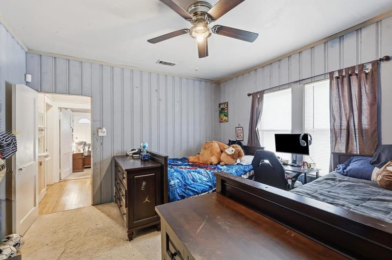 2518 Gladstone Drive, Dallas TX 75211 - Photo 33