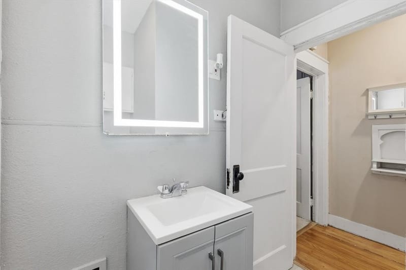 2518 Gladstone Drive, Dallas TX 75211 - Photo 31