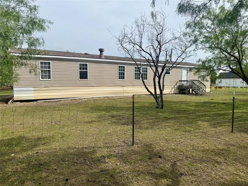 1132 SW County Road 2348, Richland TX 76681 - Photo 21