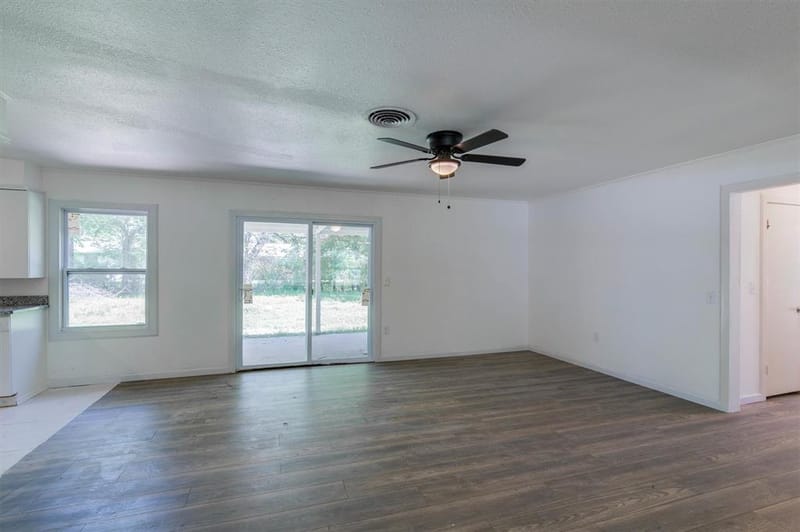 4208 Ashmore Drive, North Richland Hills TX 76180 - Photo 6