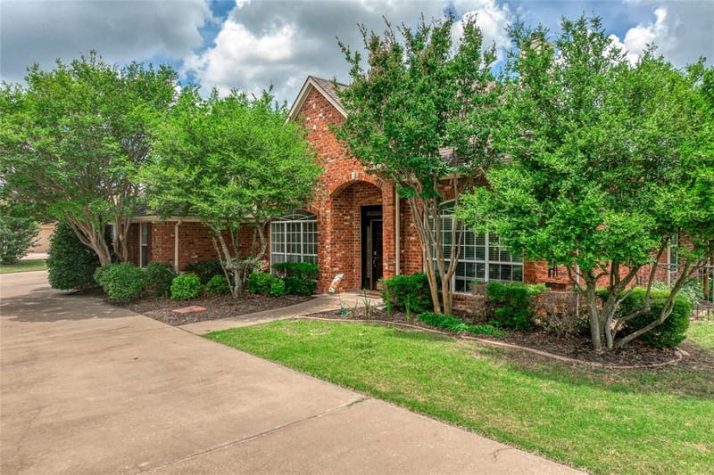 294 Preakness Place Road, Van Alstyne TX 75495 - Photo 4