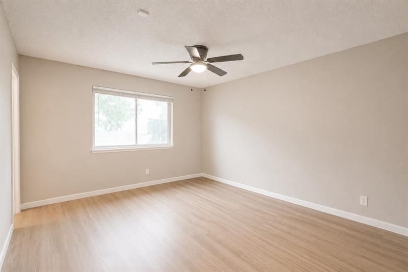 527 Shelly Court, Duncanville TX 75137 - Photo 13