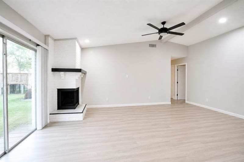 527 Shelly Court, Duncanville TX 75137 - Photo 3